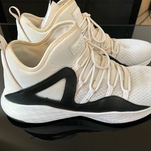 Jordan trainers size 15 White/Black